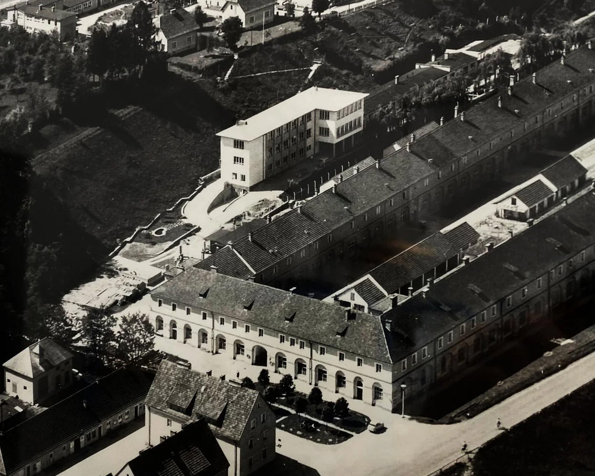 Building.jpg__PID:263675a1-5275-4309-b244-04680b09a697